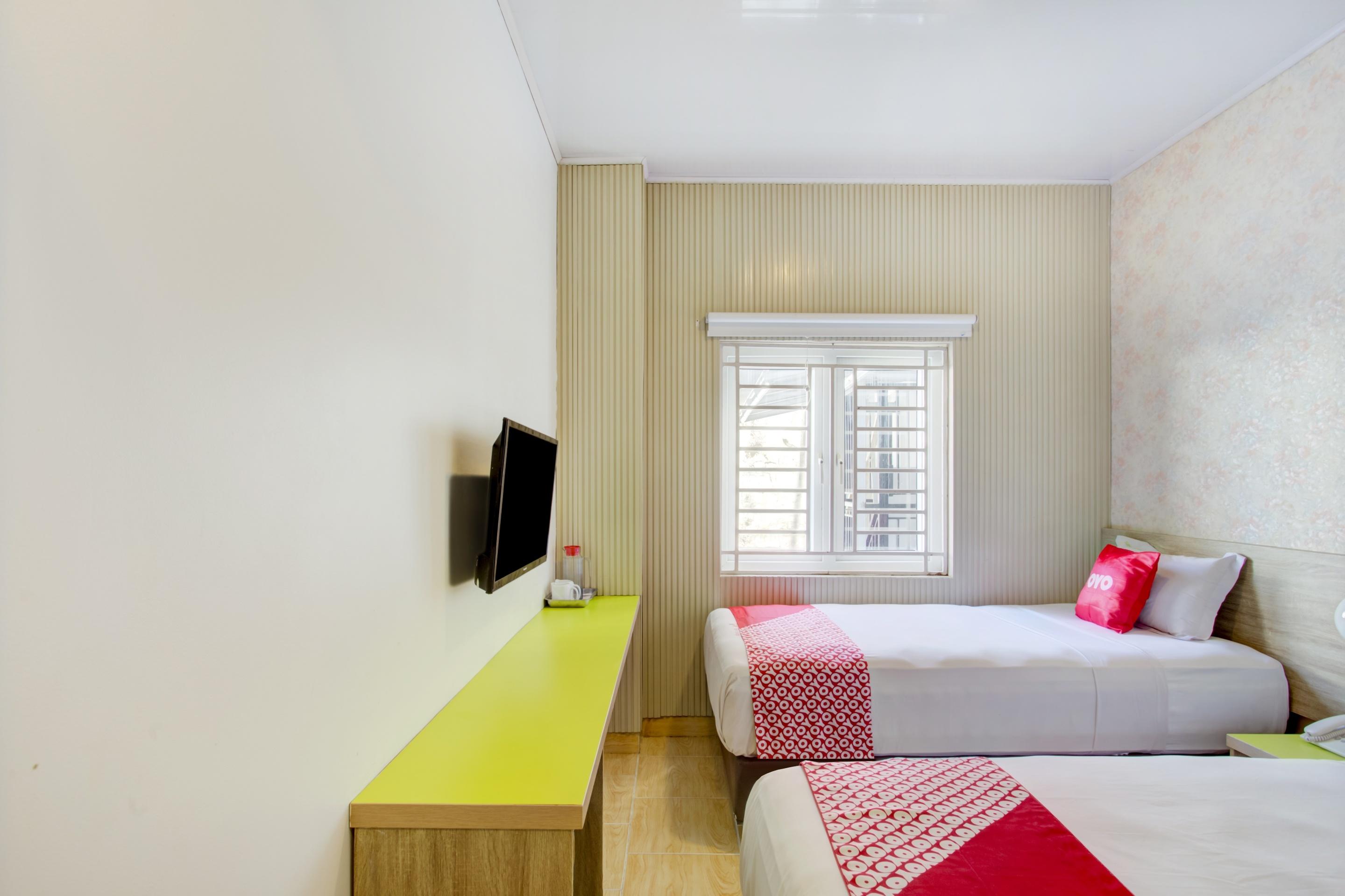 Hotel Bunga Bunga 3*