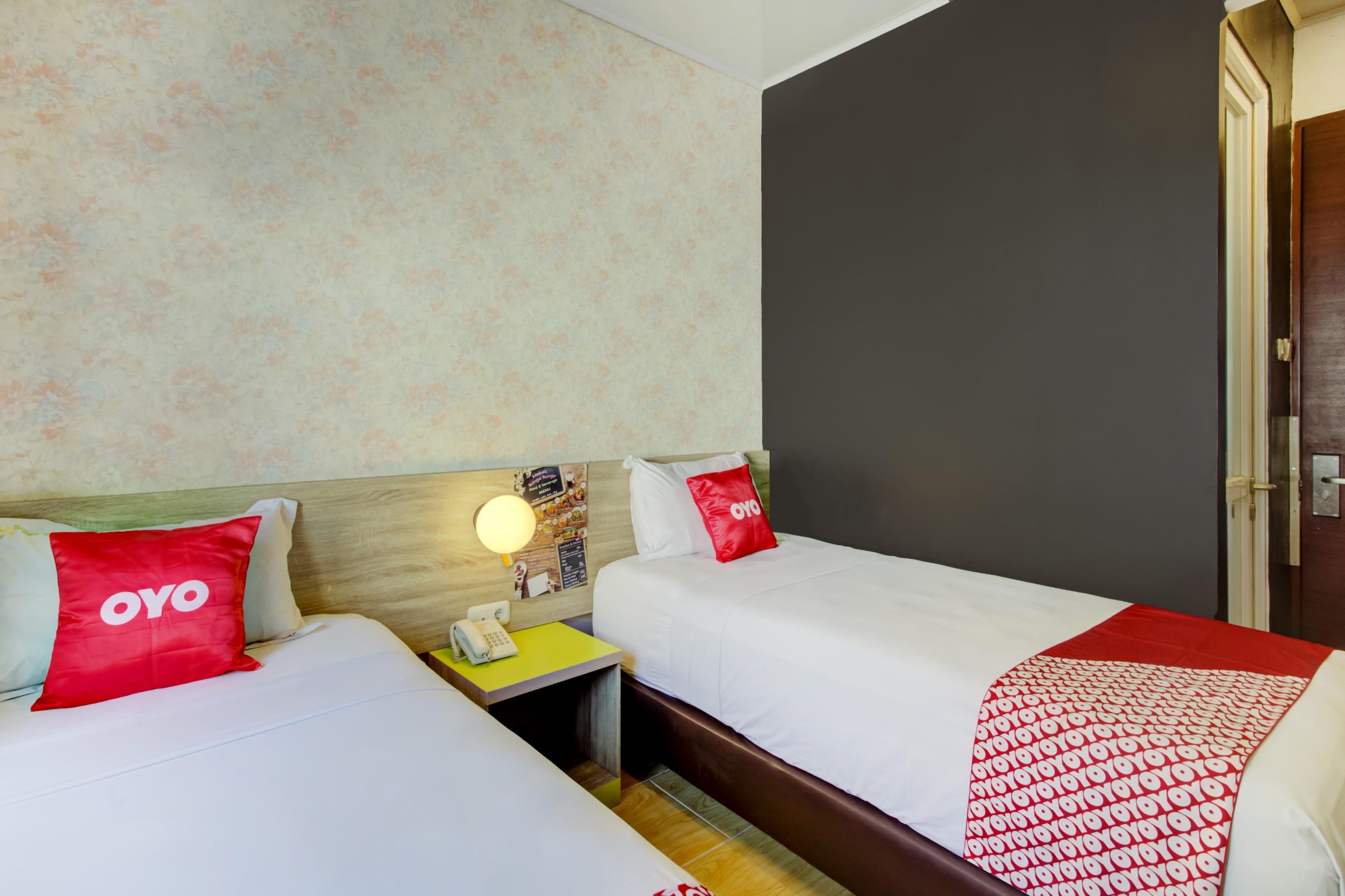 Bunga Bunga Hotel Jakarta