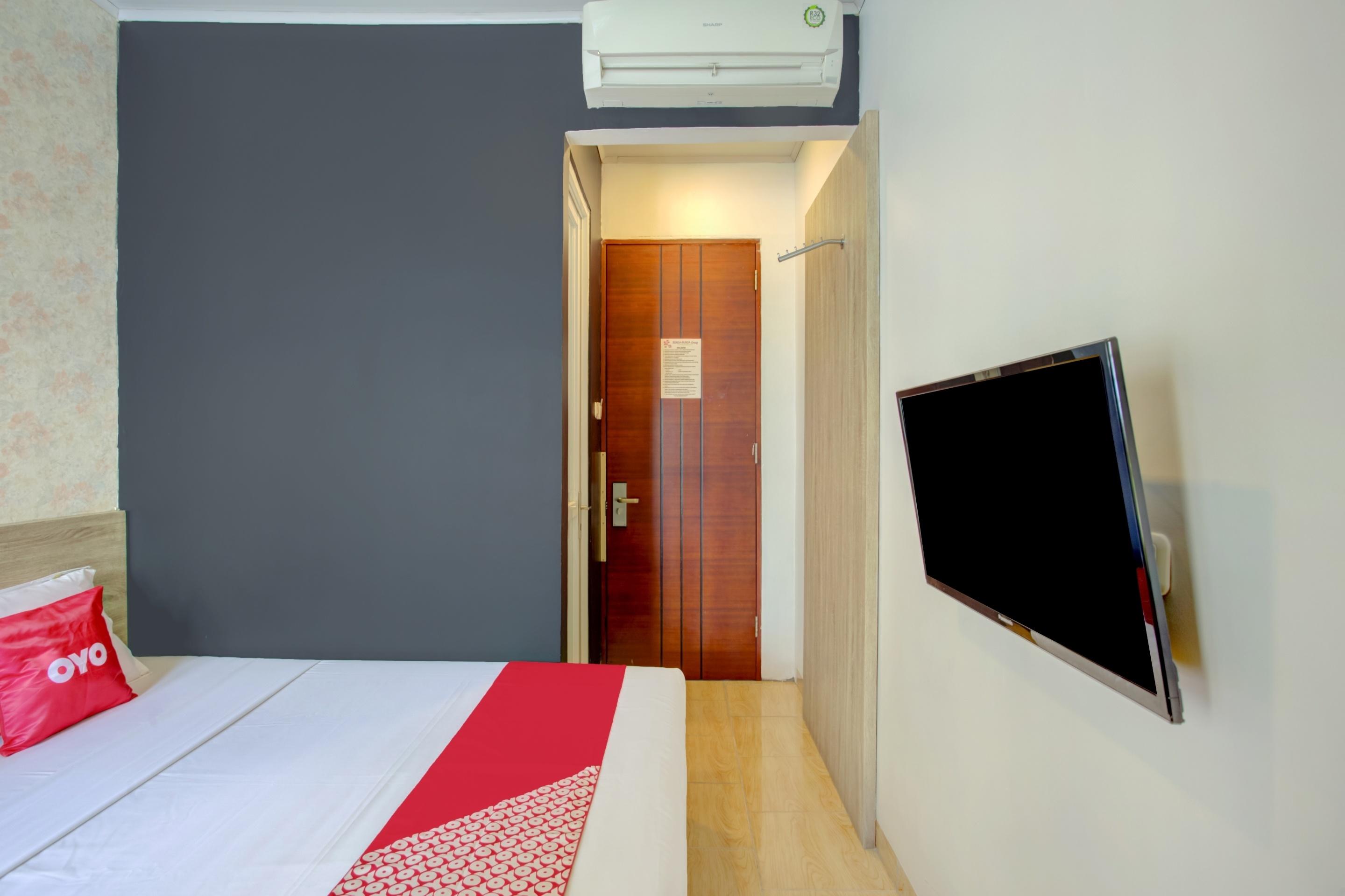 Bunga Bunga Hotel