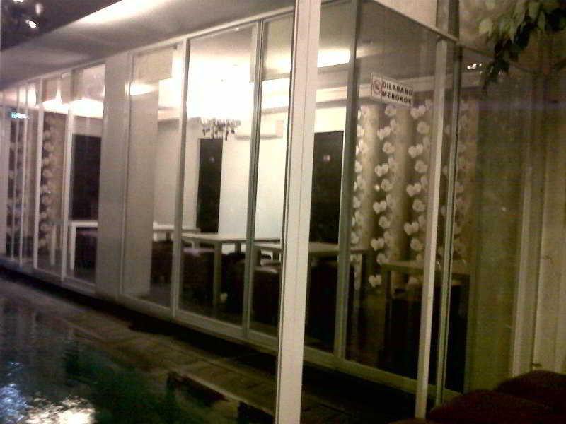 Bunga Bunga Hotel
