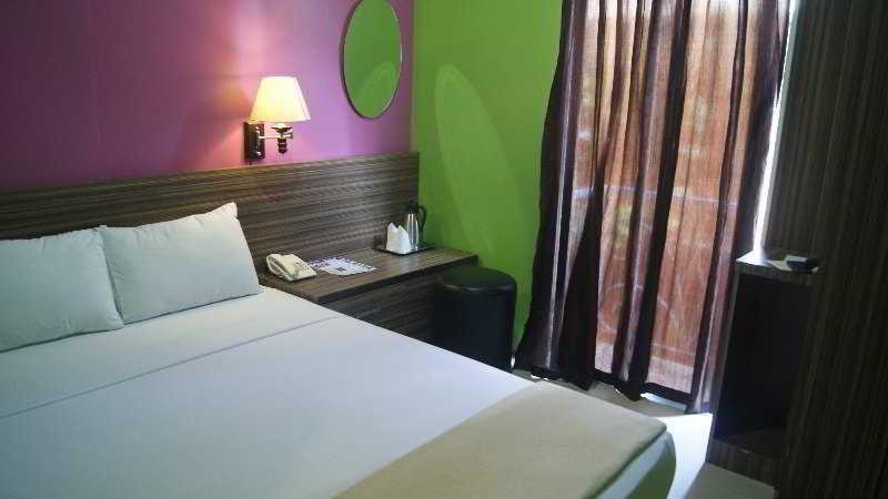 Bunga Bunga Hotel